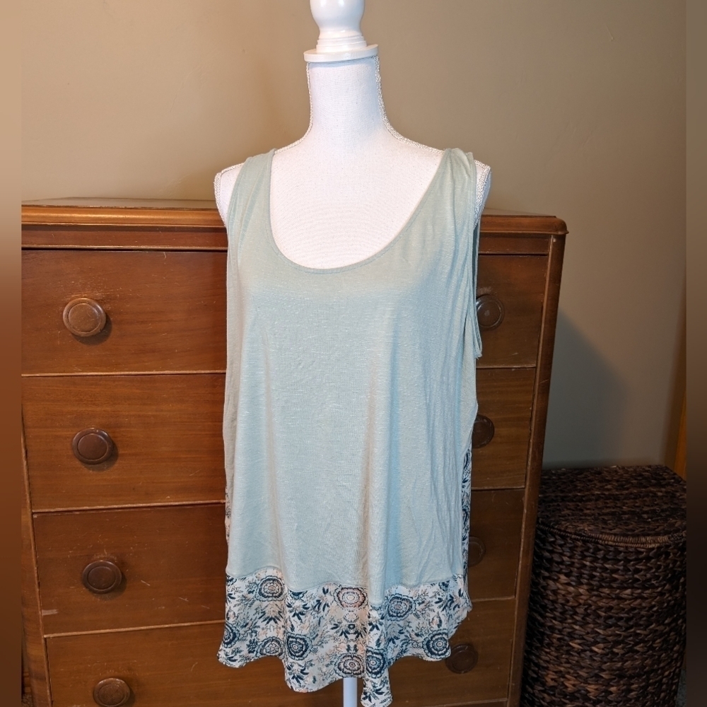 MAURICES Modal Tank Top Floral Rayon Flutter SZ 1X